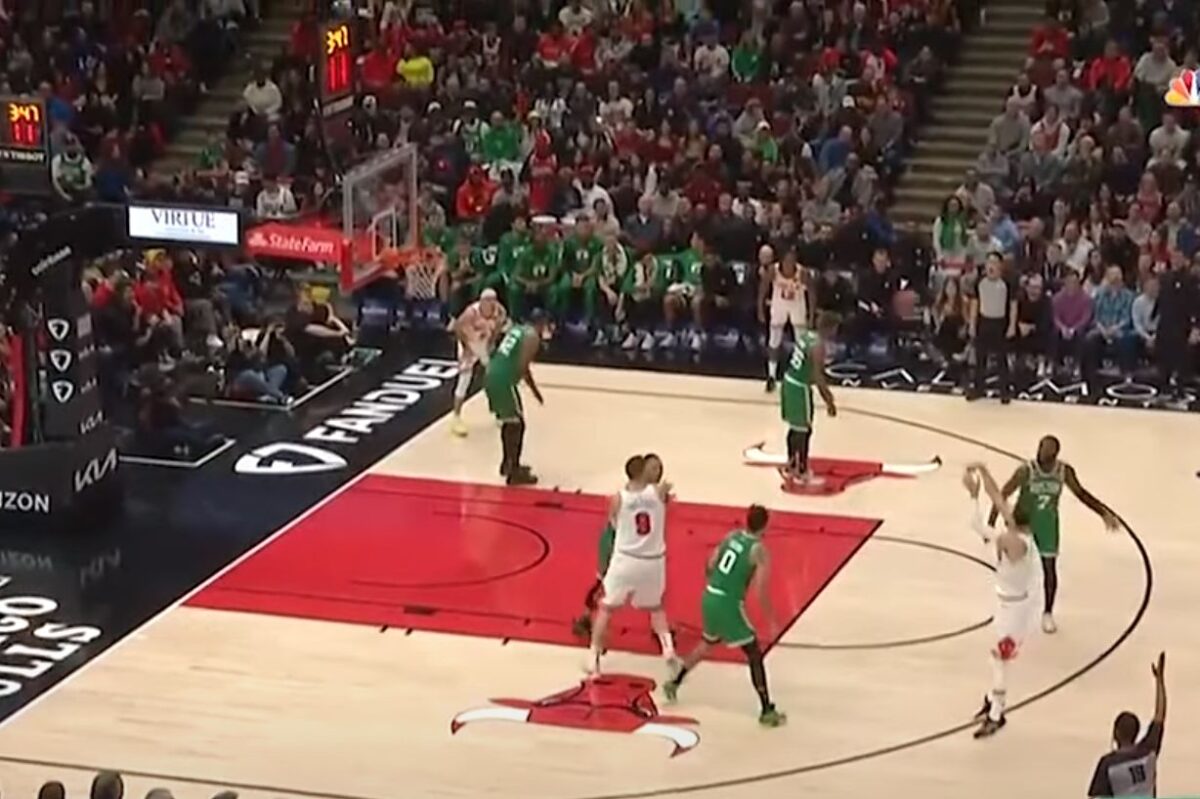 Μετά από εννιά σερί νίκες οι Σέλτικς έχασαν στο Σικάγο (121-107)