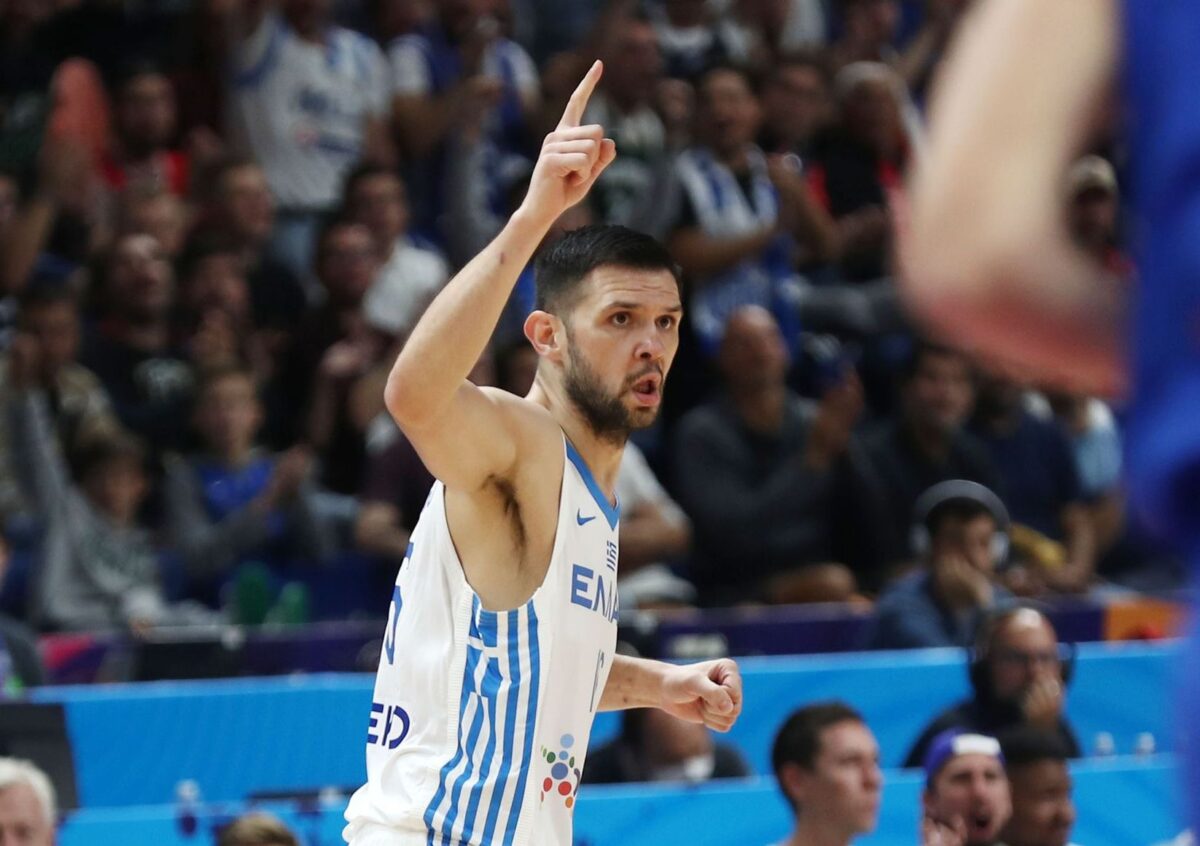 Εθνική Ελλάδος: Η αρχηγική ομιλία του Παπανικολάου (vid)