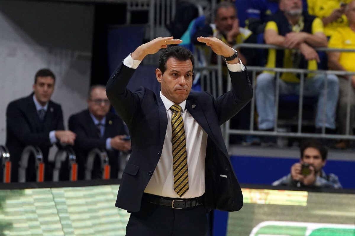 Επίδειξη δύναμης από τη Φενέρμπαχτσε στο… μισογκρεμισμένο Μιλάνο