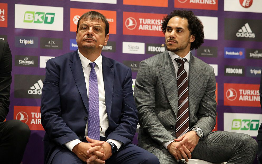 Εφές – Ολυμπιακός: Ο Αταμάν κρατάει τα… γούρια του