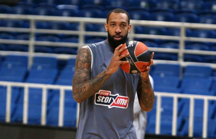 Ντέρικ Ουίλιαμς: «Φέρνει» Καρμέλο Άντονι και Αϊζάια Τόμας στον Παναθηναϊκό (vid)