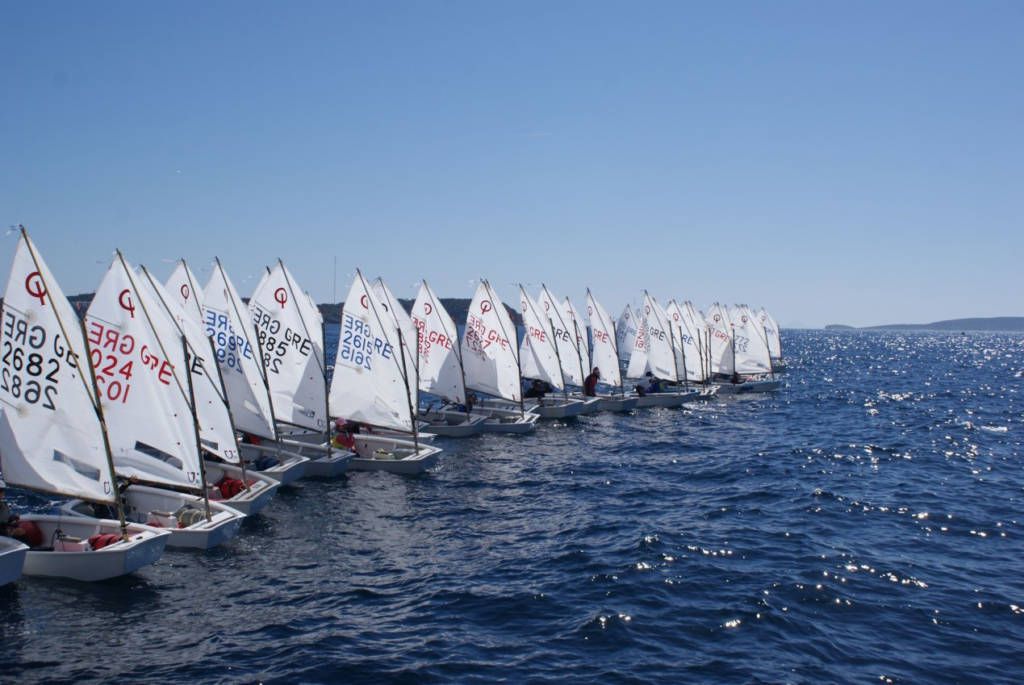 Με 155 ιστιοπλόους το περιφερειακό πρωτάθλημα Αθηνών της κατηγορίας Optimist στη Βούλα