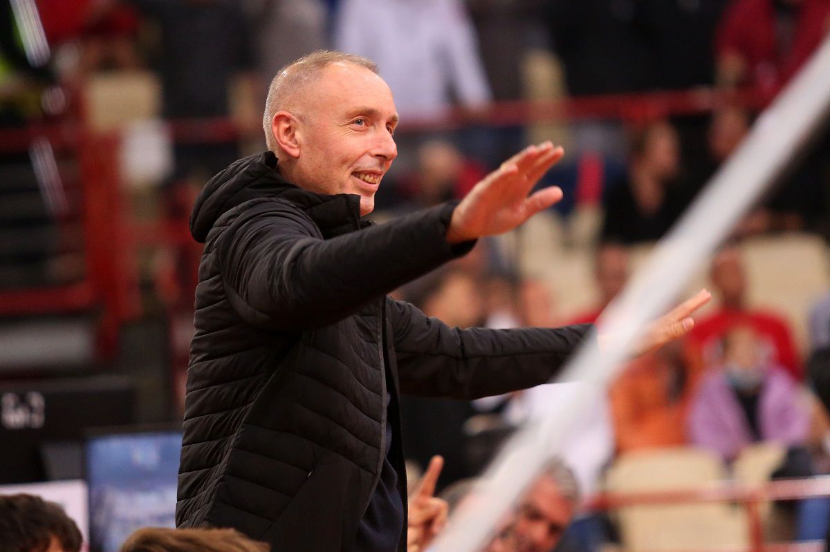 Ο Μίλαν Τόμιτς στη… θέση του (vid)