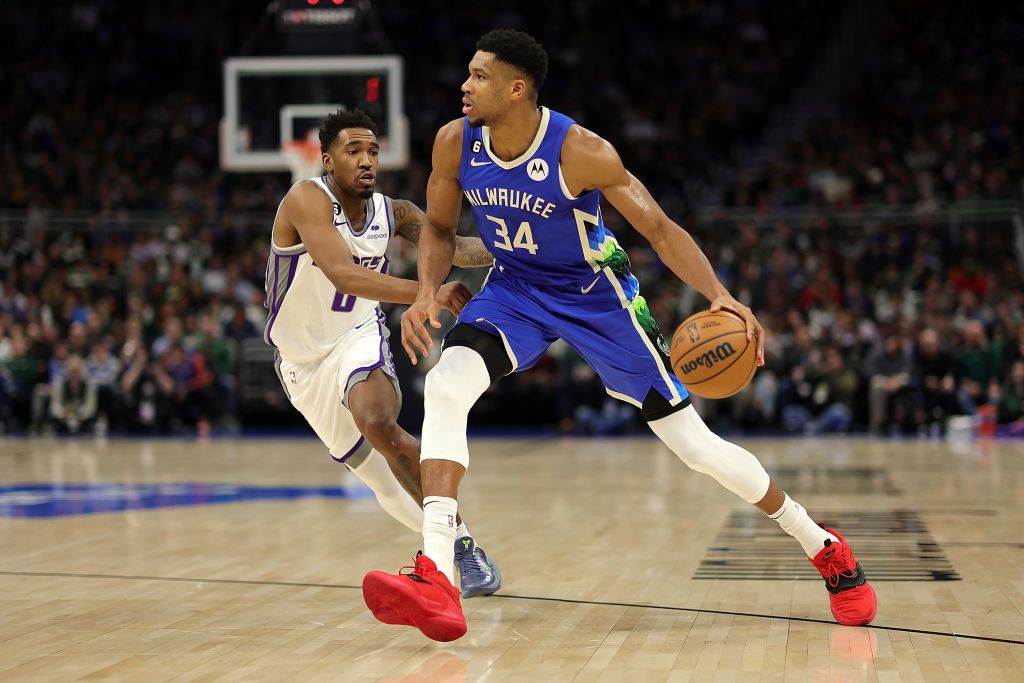 Μπακς: Ο Γιάννης έκανε τα… δικά του και υπέταξε τους Κινγκς (vids)