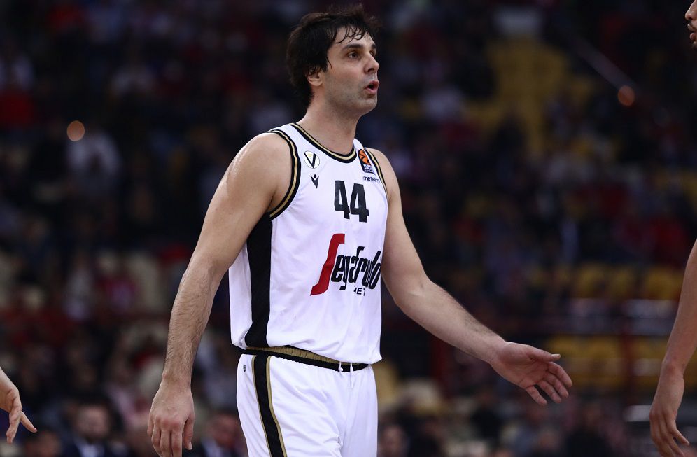 Ο Μίλος Τεόντοσιτς έκανε την πάσα της χρονιάς, ο Μίκι την κατέστρεψε… (vid)