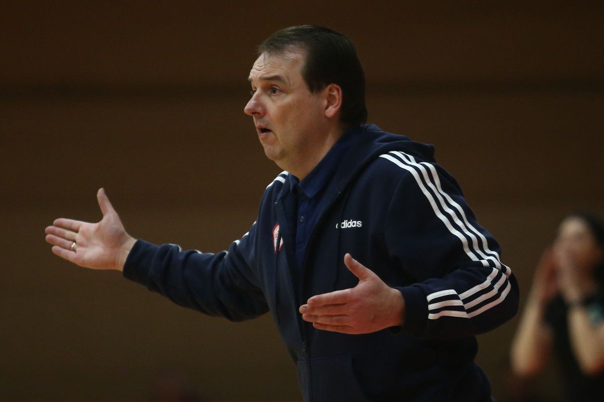 Ολυμπιακός: Στην πόρτα της εξόδου ο Ζίμπαρτς