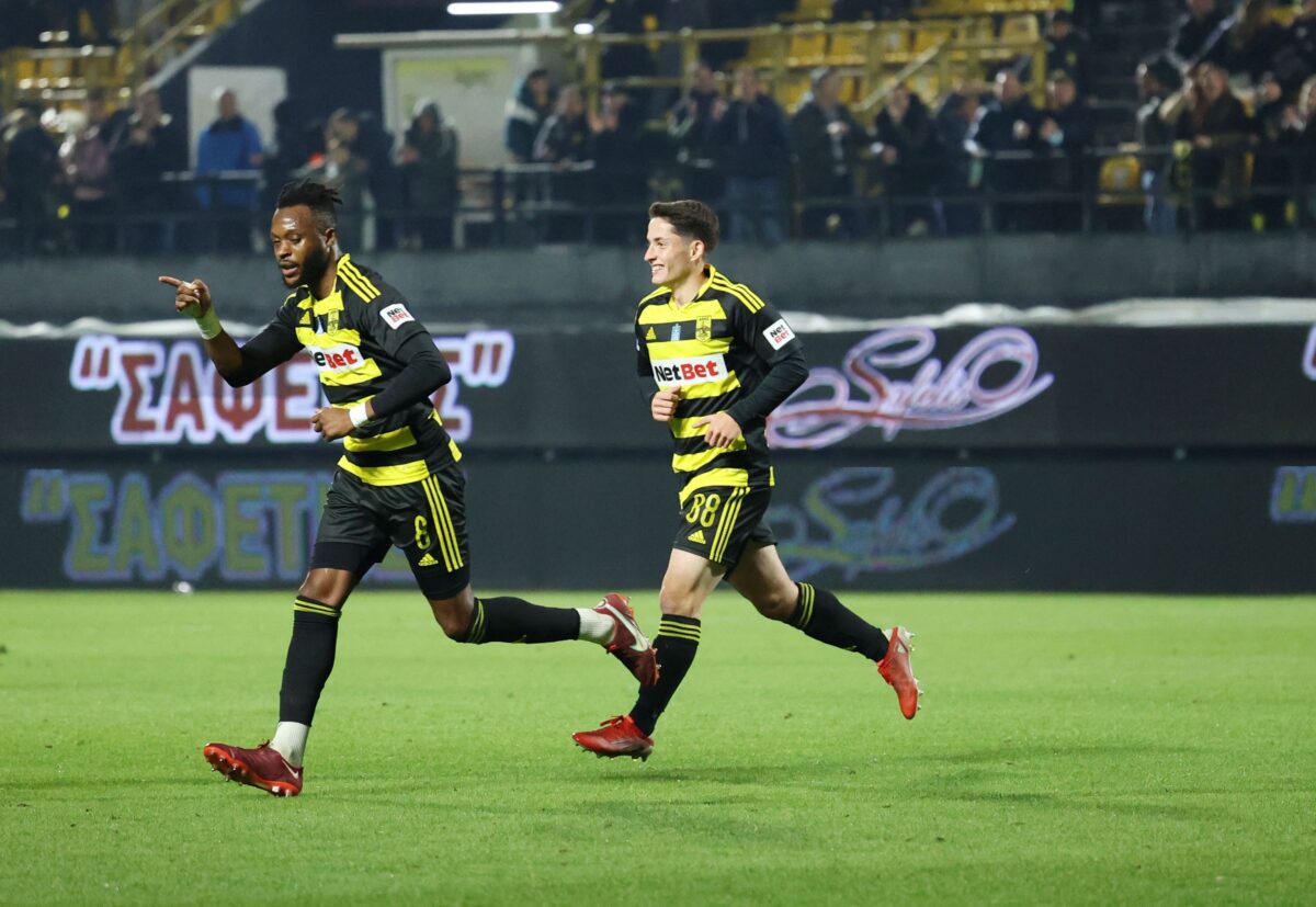 Μένει τελικά στον Αρη ο Ντουκουρέ