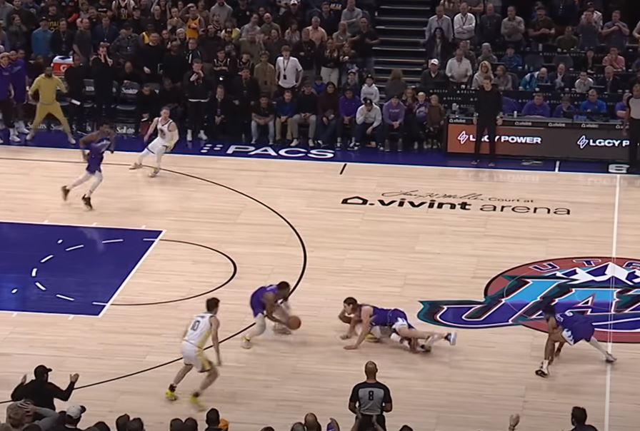 Το top 10 του ΝΒΑ από τα ξημερώματα της Πέμπτης (8/12)