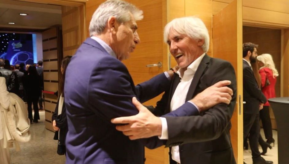 Αγκαλιές Γιοβάνοβιτς – Αναστασιάδη στα βραβεία ΠΣΑΠΠ