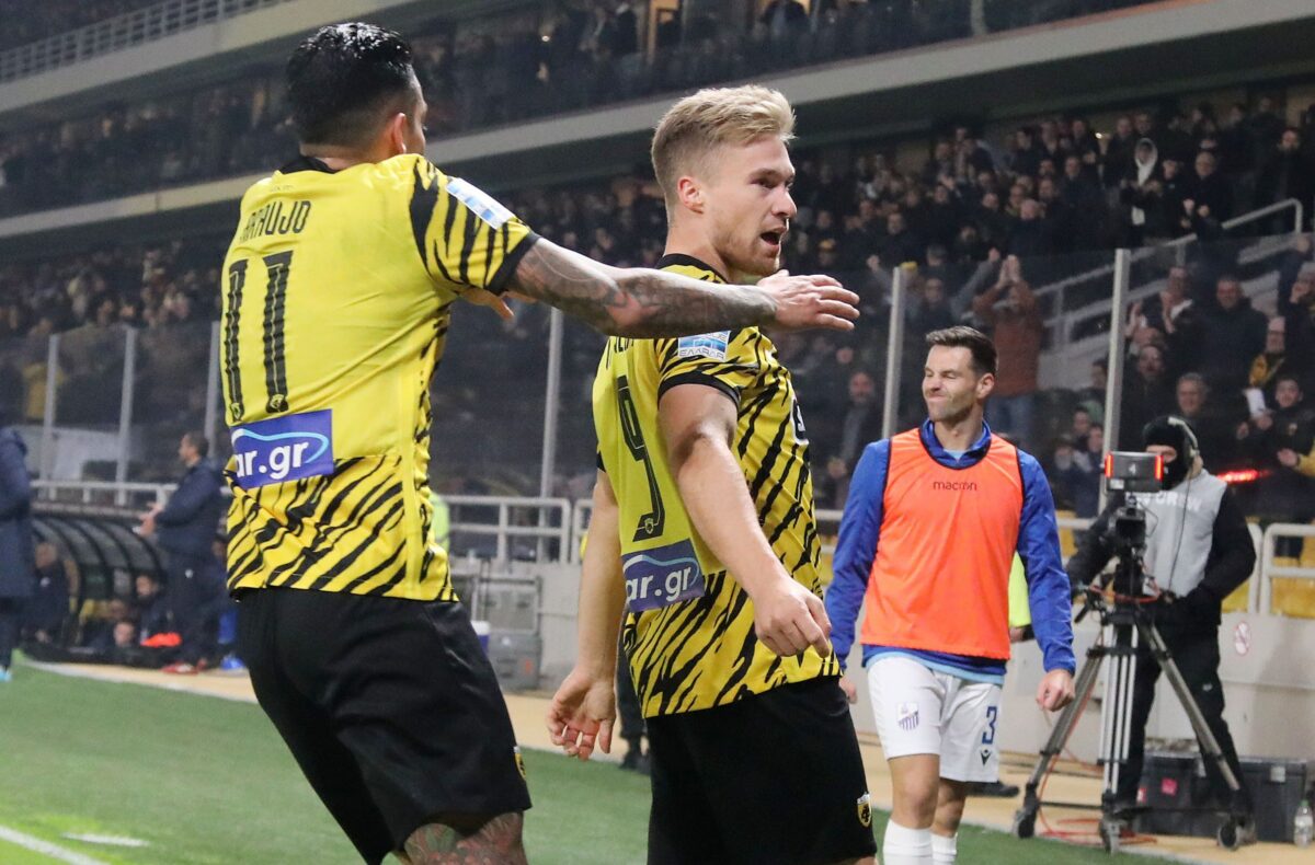 Ο Φαν Βέερτ έκανε όλη την δουλειά για την ΑΕΚ (3-0)