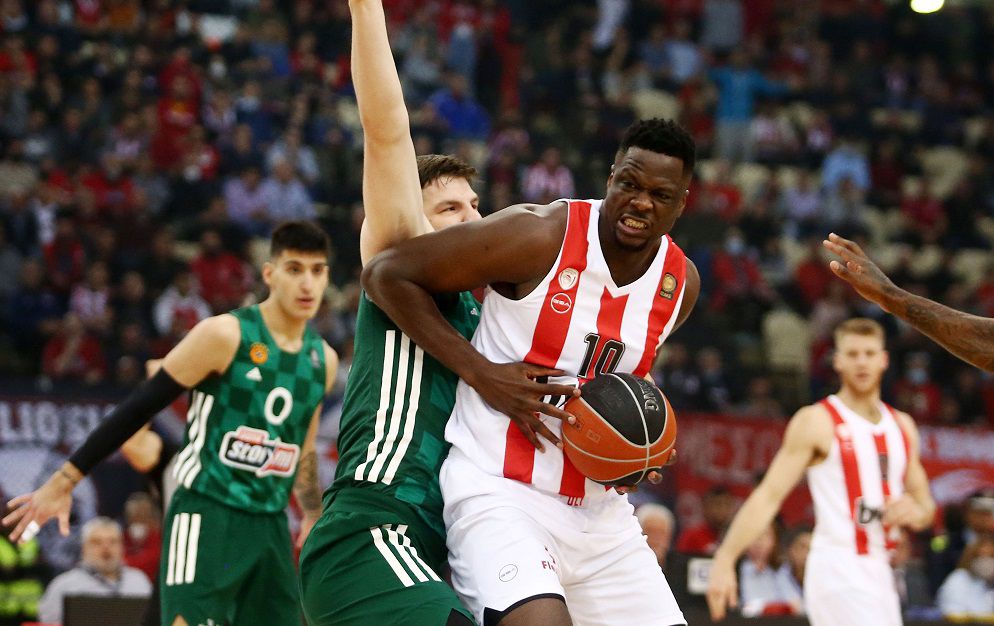 Ολυμπιακός – Παναθηναϊκός: Σόου του Φαλ στο πρώτο δεκάλεπτο