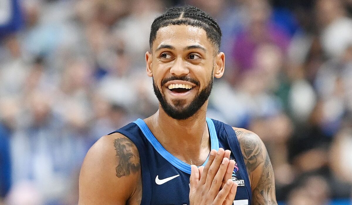 Τάιλερ Ντόρσεϊ: Ελεύθερος από τους Μάβερικς