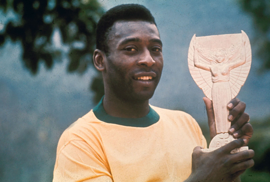 Πώς ο Πελέ μετέτρεψε τη φανέλα της Βραζιλίας στην πιο αναγνωρίσιμη του πλανήτη