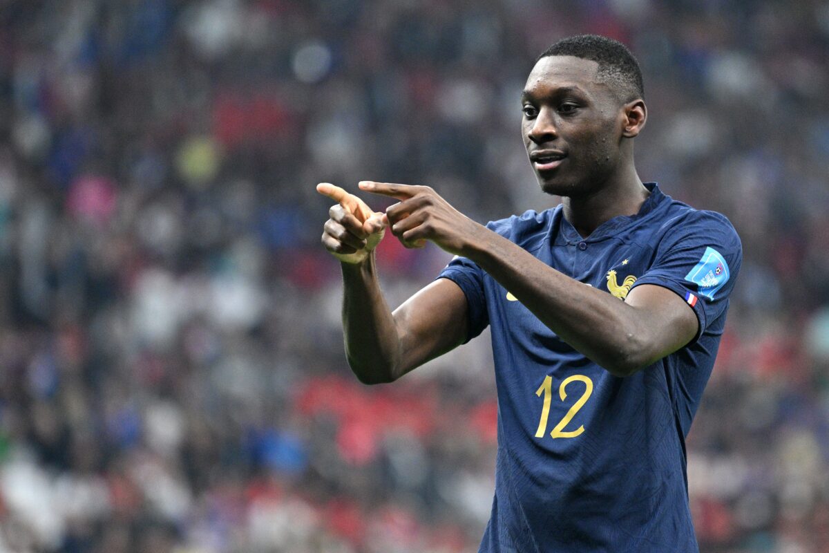 Κολό Μουάνι: Ο απίθανος ήρωας της Γαλλίας ζει το όνειρό του (vids)