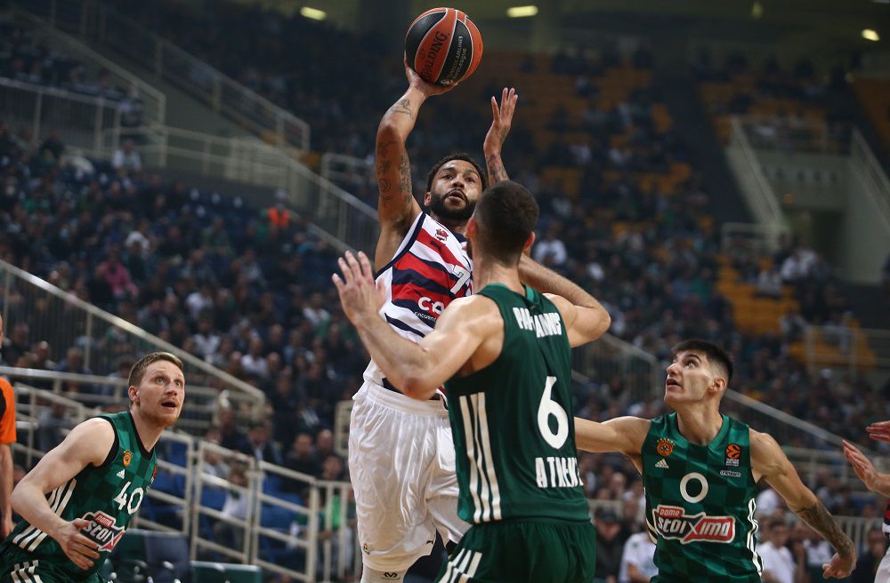 Τα «σπάνε» η Μπασκόνια με τον Πιέρια Χένρι