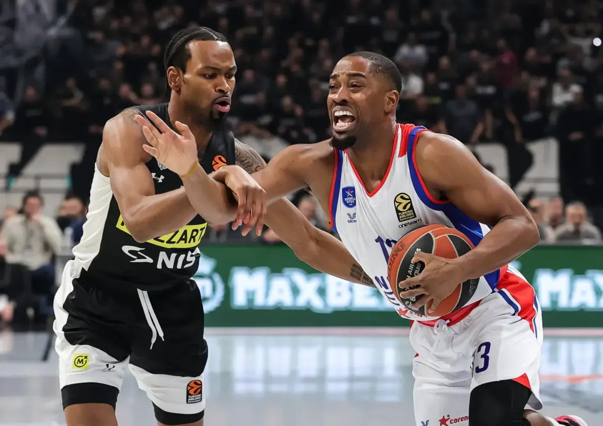 Η Ανατολού Εφές αποδέσμευσε τον Αϊζάια Τέιλορ