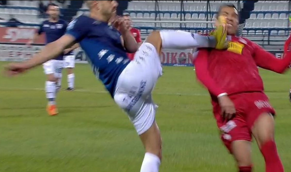 Ο Σάκιτς κόντεψε να… αποκεφαλίσει τον Ντέλετιτς με κλωτσιά στο πρόσωπο! (vid)