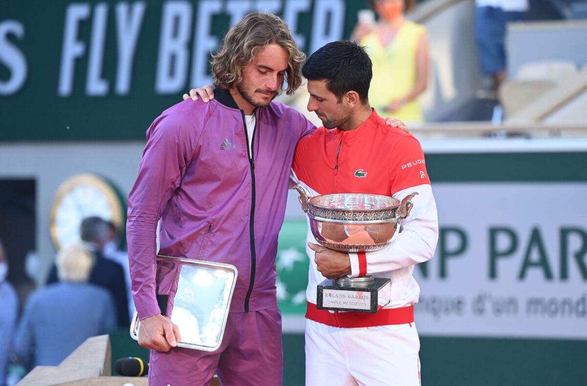 Τι ώρα «βγαίνει» ο αντίπαλος του Τσιτσιπά στον τελικό (vid)