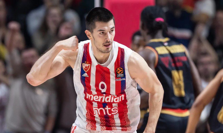 Πάρτι του Ερυθρού Αστέρα με τη Μονακό