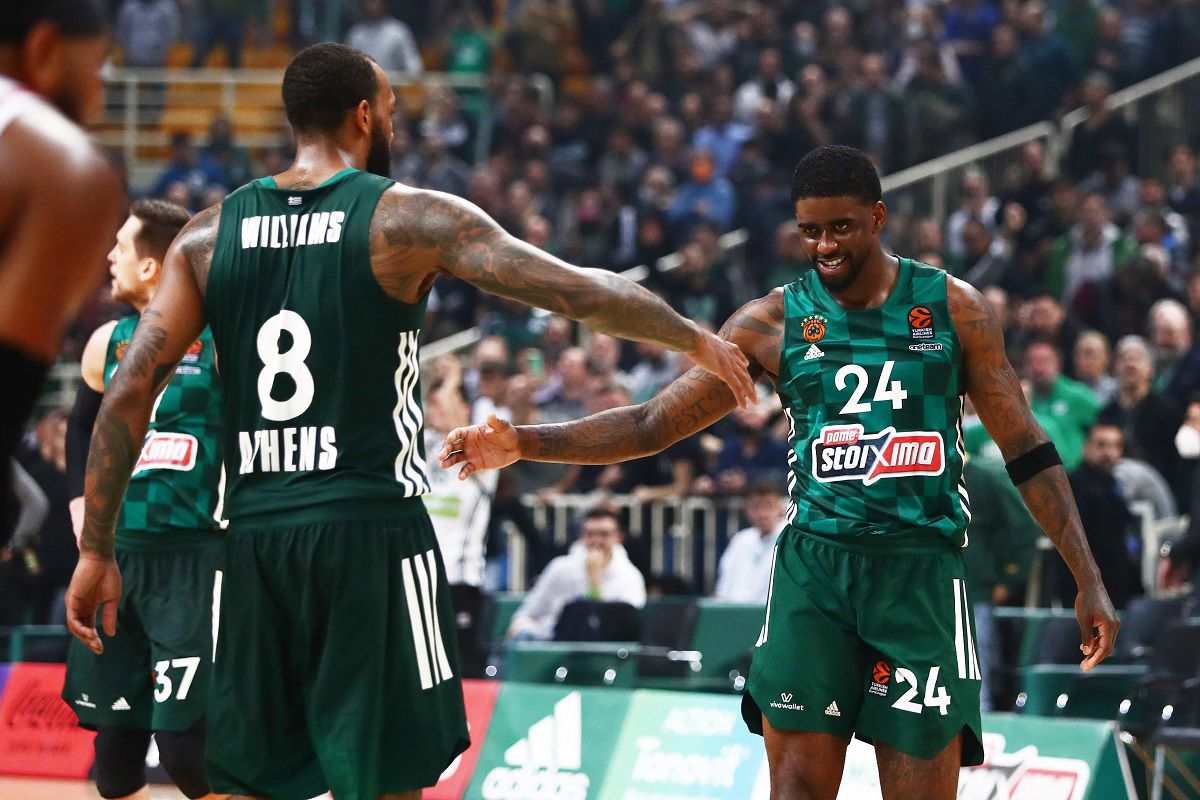 Στη χαρά και στη λύπη η μπάλα παραμένει στα χέρια του Μπέικον