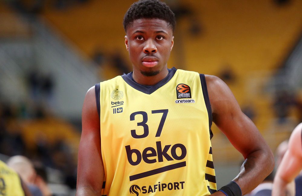 Φενέρμπαχτσε – Ολυμπιακός: Ο Αντετοκούνμπο κάρφωσε θεαματικά (vid)