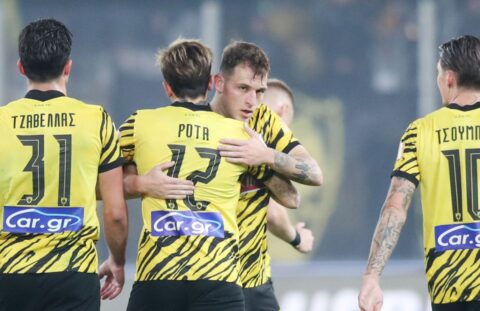 «Οβίδα» του Μουστακόπουλου για το 1-0 της ΑΕΚ
