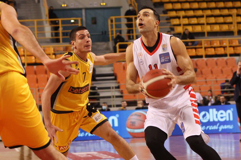 Το ντέρμπι του ΣΕΦ ανάμεσα σε Ολυμπιακό και ΑΕΚ