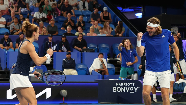 Στα ημιτελικά του United Cup η Ελλάδα με υπογραφή των Τσιτσιπά και Σάκκαρη