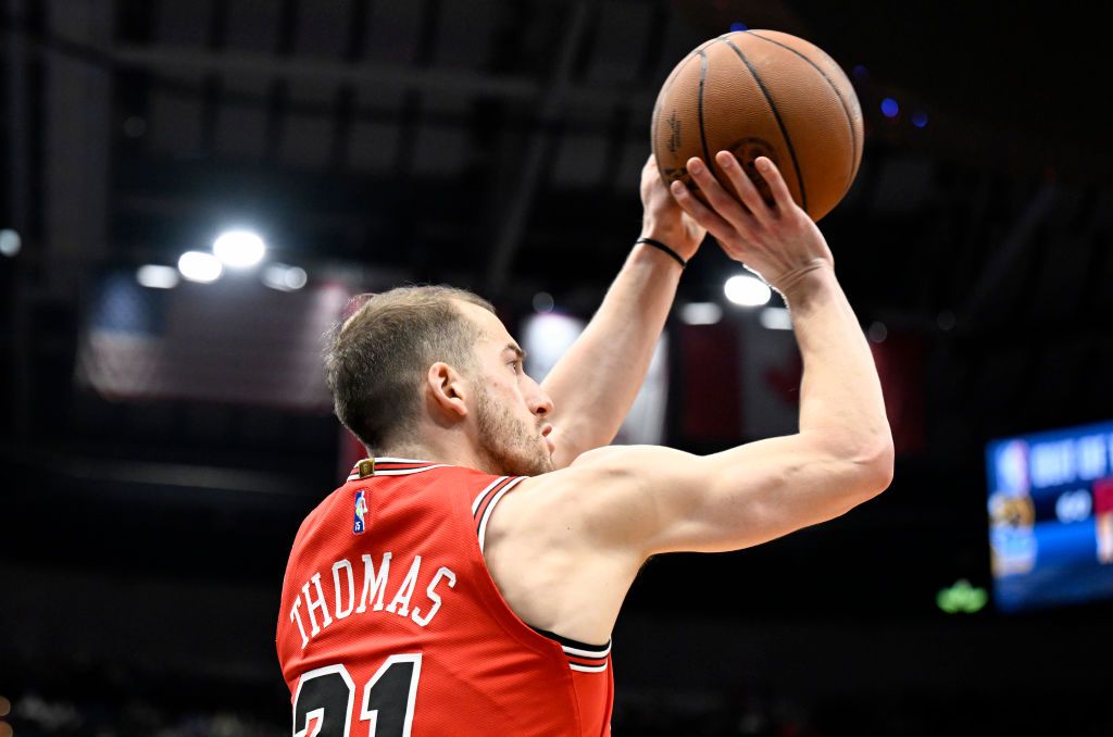 Ματ Τόμας με σουτ… φαρμάκι (vids)