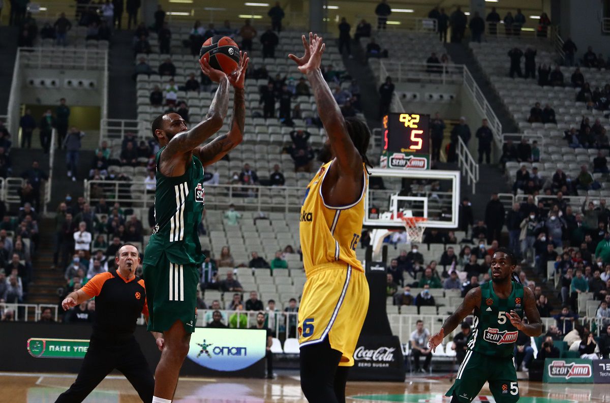 Η τρίποντη «βόμβα» του Ουίλιαμς που έσωσε τον Παναθηναϊκό κόντρα στη Μακάμπι (vid)