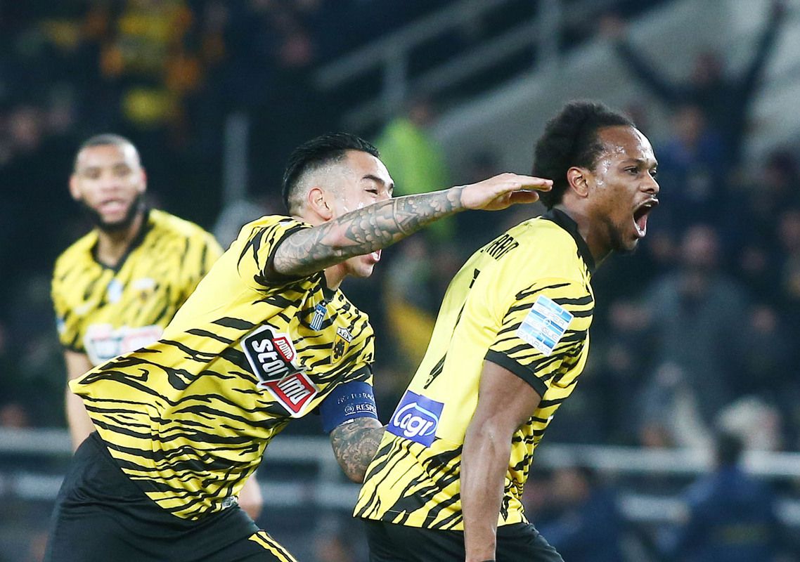 Διπλό προβάδισμα για την ΑΕΚ με Λιβάι – Άμραμπατ και κόκκινη ο Τζημόπουλος (vid)