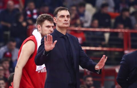 Μπαρτζώκας: «Στον Ολυμπιακό δεν αρκεί που κάνει καλές παραστάσεις»