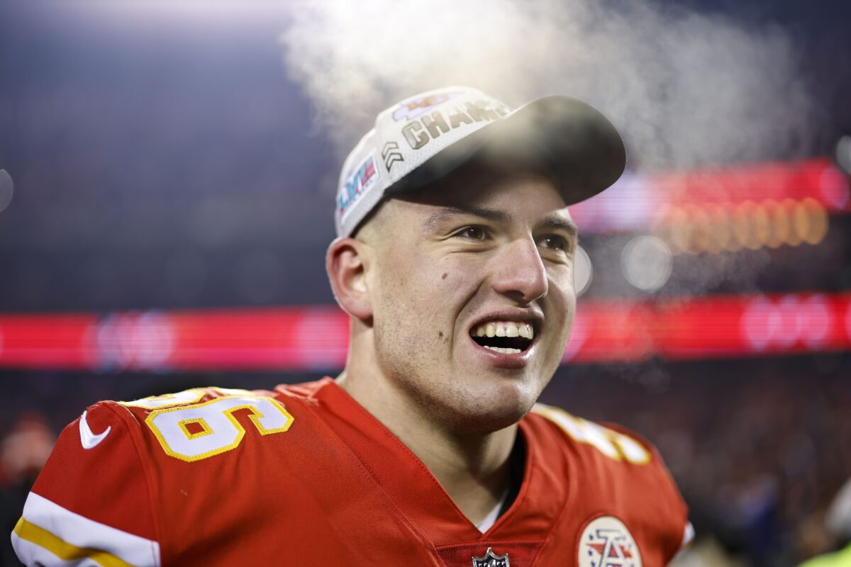 Καρλάφτης: «Όταν ήμουν μικρός ήθελα να βγάλω φωτογραφία με τον Σισέ και τον Διαμαντίδη» (vid)