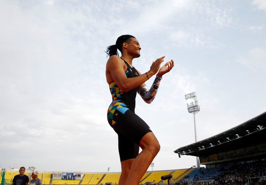 Επική ανάρτηση Καραλή για Τεντόγλου: «Ακυρώνεται ξανά, φορούσε απαγορευμένο εσώρουχο»