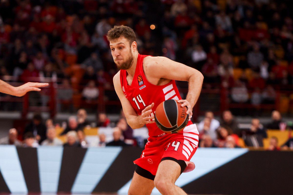 Έπαθε… Σπανούλη ο Σάσα Βεζένκοφ και αναδείχθηκε πάλι MVP!