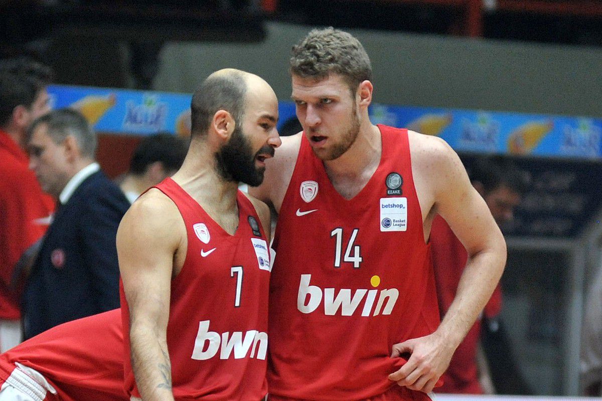 Ο Βεζένκοφ ξεπέρασε τον Σπανούλη και κοιτάζει ακόμα και την κορυφή της Euroleague!
