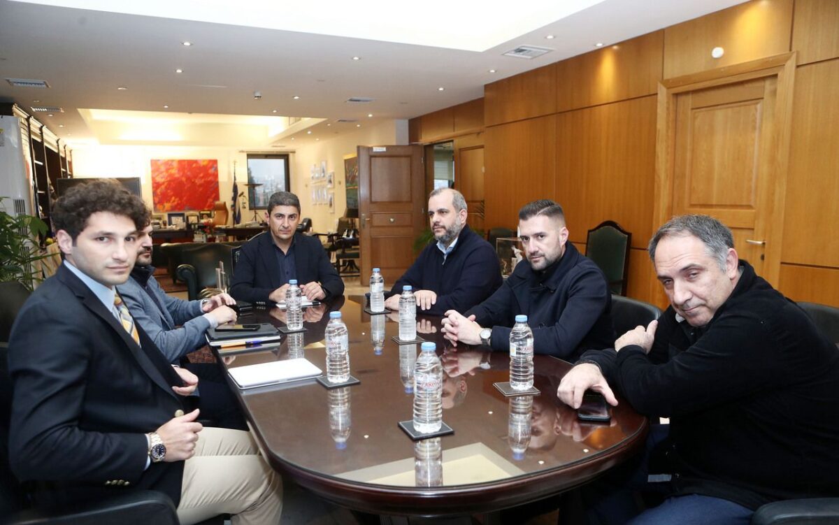 Αιχμές για τη διοίκηση της Super League 2 άφησε η Ειδική Επιτροπή μετά τη συνάντηση με Αυγενάκη – Μαρινάκη: «Είχαμε ελλιπή ενημέρωση»