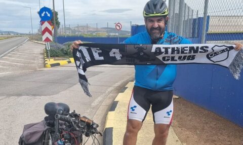 Αυτός είναι ο οπαδός του ΟΦΗ που ταξίδεψε απ’ την Αθήνα στη Λιβαδειά με το ποδήλατο για να δει την ομάδα του