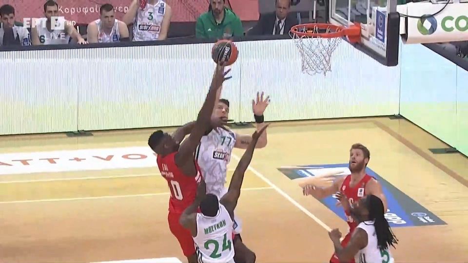 O Γκουντάιτις… έσβησε τα φώτα στον Φαλ και ο Γάλλος απάντησε με τάπα στον Μπέικον (vid)