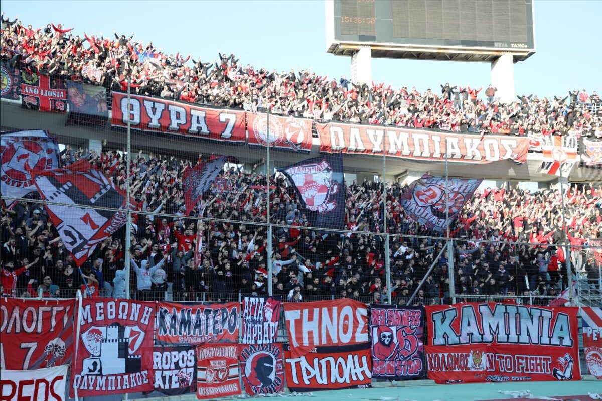 «Κοκκινίζει» ο Βόλος – 15.000 οπαδοί του Ολυμπιακού θα βρεθούν την Κυριακή στο «Πανθεσσαλικό»