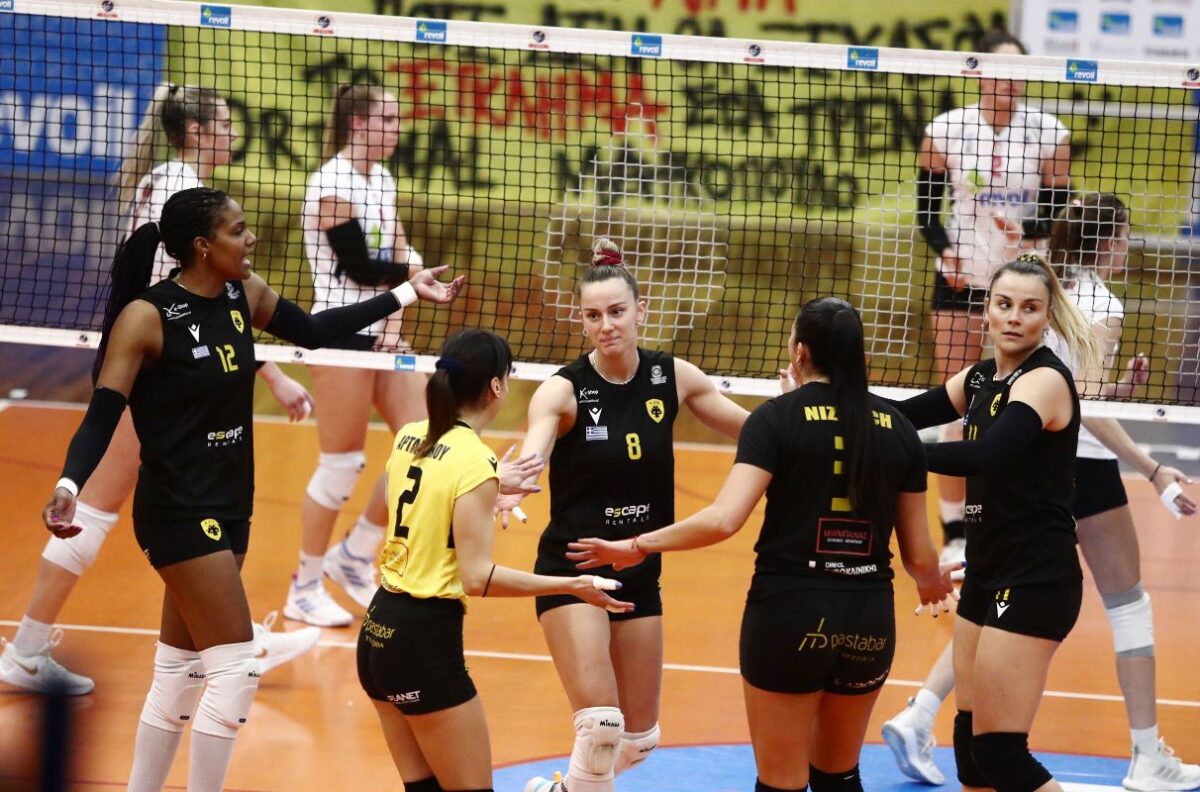 Πέρασε από το Μαρκόπουλο η ΑΕΚ