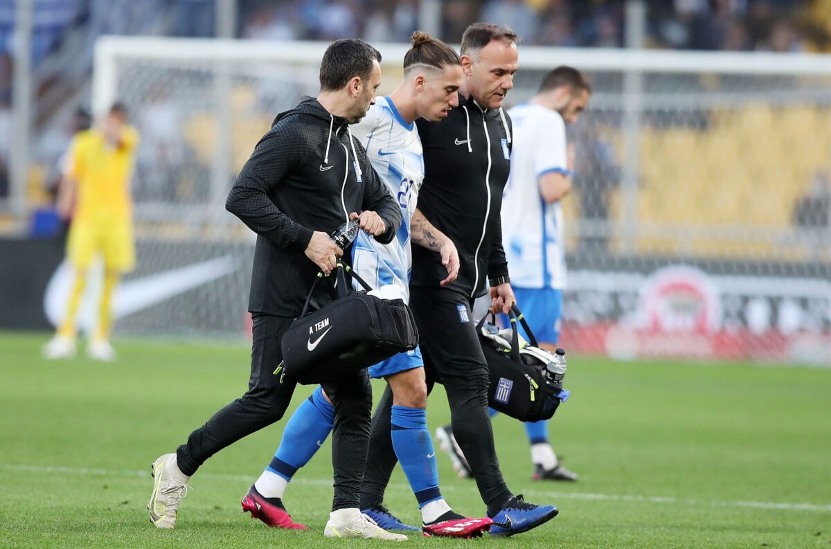 Πρόβλημα στην Εθνική με Τσιμίκα – Έγινε αναγκαστική αλλαγή (vid)