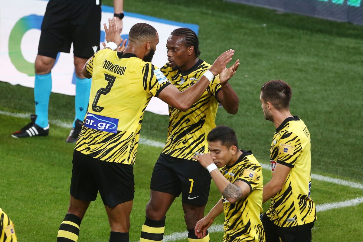 «Σβήνουν» οι ελπίδες να προλάβει το ντέρμπι ο Γκαρσία, το «παλεύει» ο Μουκουντί