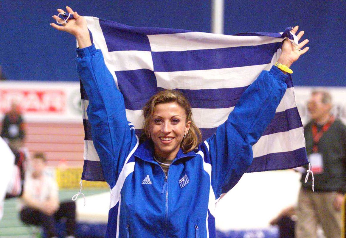 Η Νίκη Ξάνθου αγόρασε τα παπούτσια του Τεντόγλου για την ενίσχυση των σεισμόπληκτων παιδιών στην Τουρκία