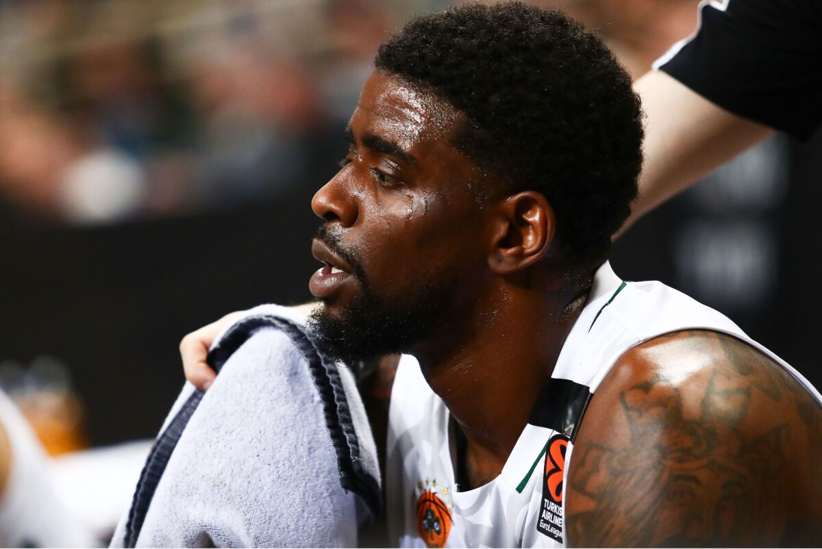 Από τους 18,7 πόντους κατά μέσο όρο στους 9: Η ελεύθερη πτώση του Ντουέιν Μπέικον