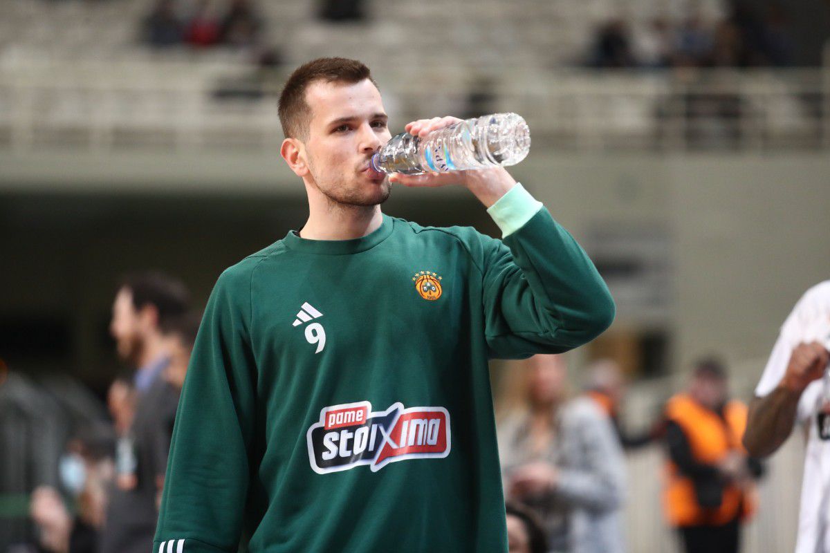 Αποδοκιμασίες σε Αγραβάνη στο ΣΕΦ (vid)