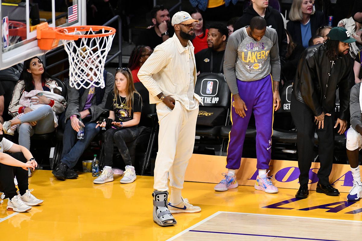 Οι Λέικερς έχουν… σημαδέψει την 4η Απριλίου ως μέρα επιστροφής του ΛεΜπρόν