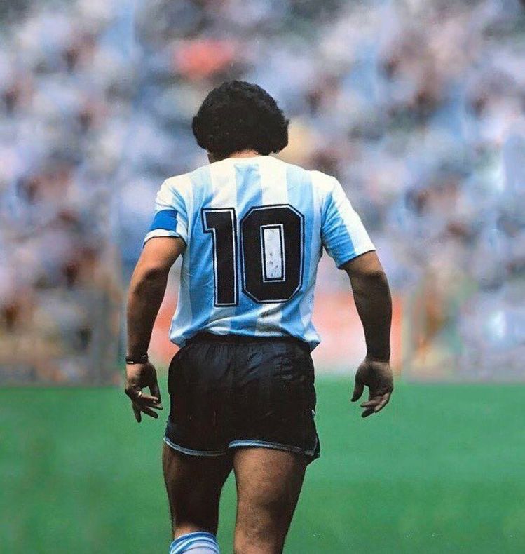 Μαραντόνα: Δύο χρόνια χωρίς τον… Θεό