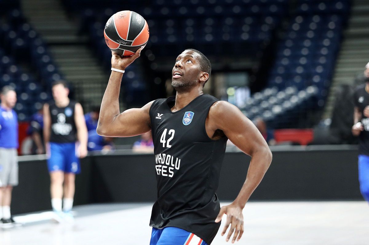 Το μήνυμα υποστήριξης του Ολυμπιακού στον Ντάνστον