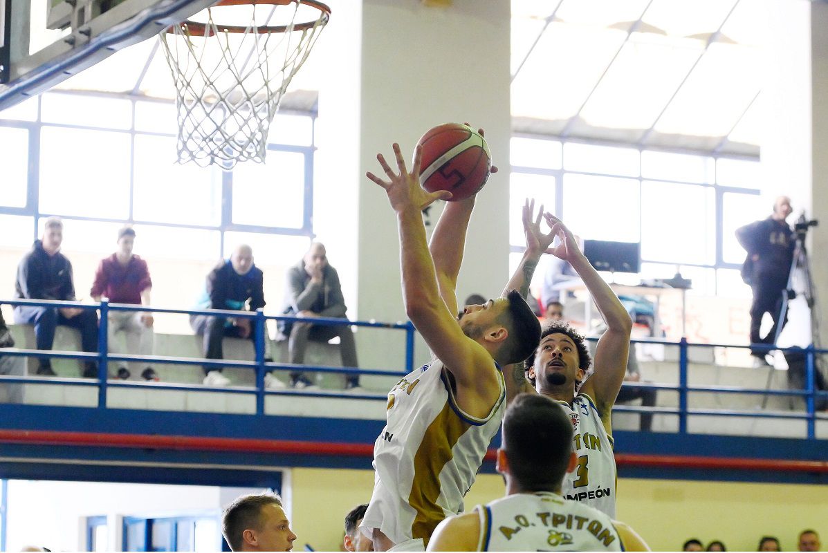 Ο Τρίτων νίκησε την Ελευθερούπολη και απολαμβάνει την κορυφή μαζί με Μαρούσι και Ψυχικό